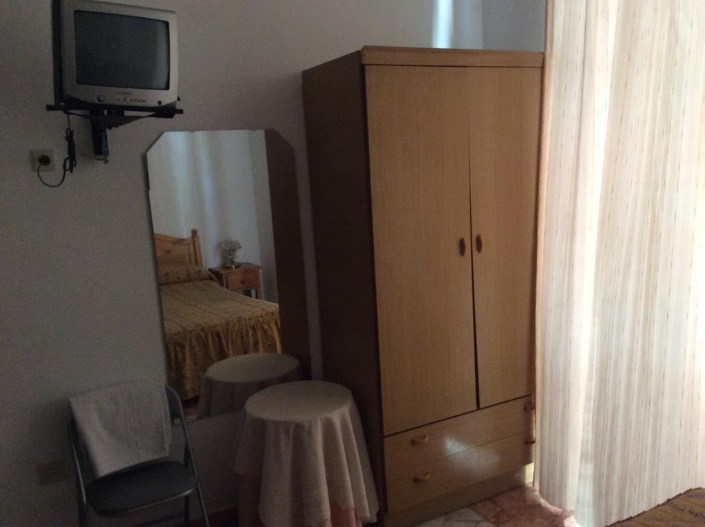 Pension Princesa Granada Luaran gambar