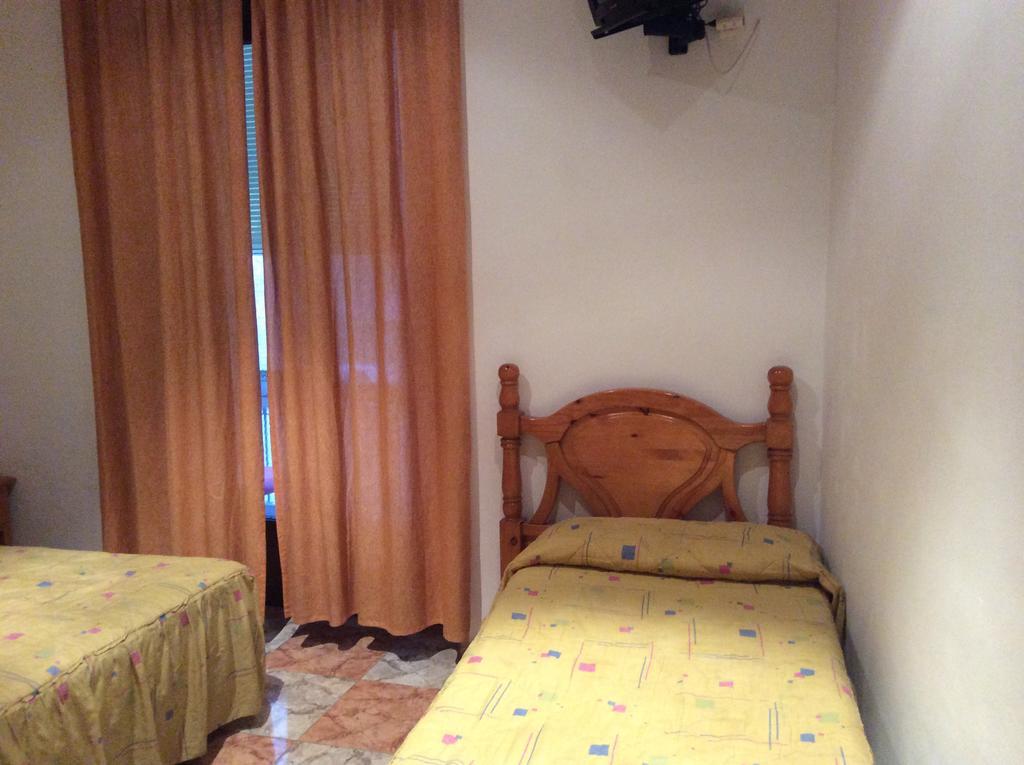 Pension Princesa Granada Luaran gambar